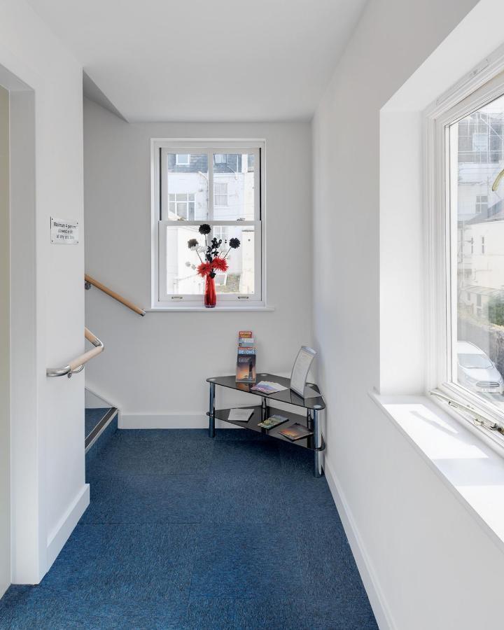 Strathmore House Apartments 普里茅斯 外观 照片